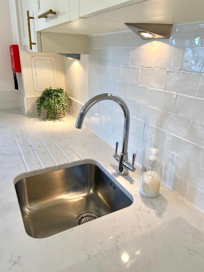 Monart Stylish City Centre Apartment, 2 Bed, Sleeps 6 Περθ Εξωτερικό φωτογραφία